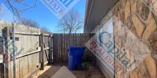 Charming 3 Bedroom Gallery 30