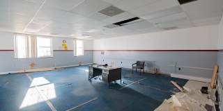 207 W KING Street Gallery 39