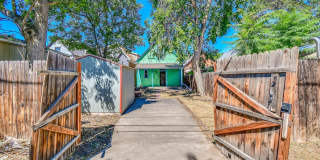 Charming Victorian Home in the Desirable Cole Neighborhood!- Available Early July!! Gallery 28