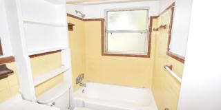 2 Bedroom 1Bath Duplex For Rent at 104 W Lancaster Road Orlando, FL 32824 Gallery 17