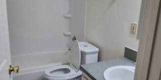 #410 OAK MANOR Gallery 11