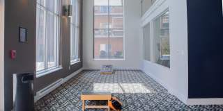 145 N Jackson St Gallery 28
