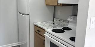 1313 Oakland Road Northeast#6 Gallery 6