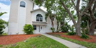 Coastal Retreat Steps from the Sand in Indian Rocks Beach Gallery 1