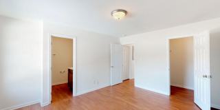 802 S. Old Sevierville Pike - 1 Gallery 12