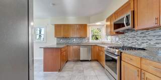 1604 WOODHILL Court Gallery 1