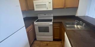 ONE BEDROOM ONE BATHROOM! WATERFRONT COMMUNITY!!! ONE BEDROOM ONE BATHROOM! WATERFRONT COMMUNITY!!! Gallery 1