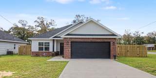 3 Bedroom in Crestview!! Gallery 1