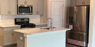 Desirable 3/2.5 Townhome Available Now! Gallery 8
