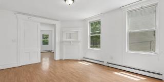 55 Hawkins Street Gallery 2