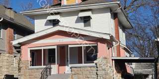 Spacious Home in KC Gallery 1