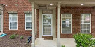 Beautifully maintained 3-bedroom, 2-bath townhome in Nashville’s highly desirable Lennox Village Beautifully maintained 3-bedroom, 2-bath townhome in Nashville’s highly desirable Lennox Village Gallery 7