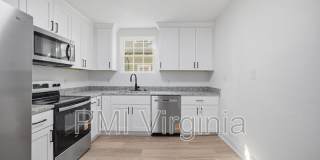 307 North 4th Street Gallery 14