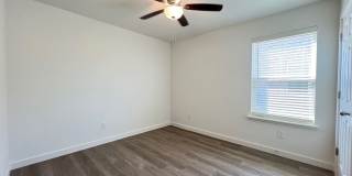 Nice Newer Duplexes Near XNA and Bentonville Gallery 36