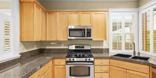 Beautiful 3 Bedroom | 3.5 Bathroom | Single Family Home | Large Bonus Room | Located In Quiet Orenco Gardens Gallery 13