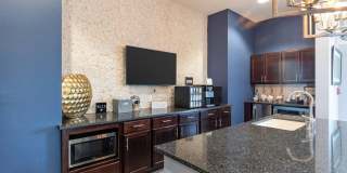 Alinium at Zionsville Gallery 14