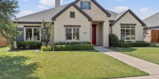 Newer 4 bed 3 bath now available in Wolforth Gallery 1