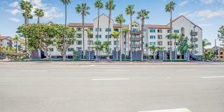 Veranda La Jolla Gallery 28