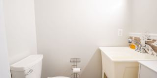 COZY,  FURNISHED OFF-SEAON MONTHLY RENTAL Gallery 16