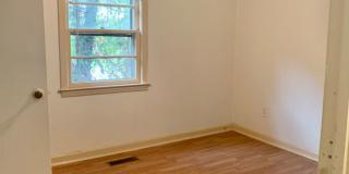Promise Land North --  Charming 3 bedroom home in heart of Historic Walking District Downtown Morehead City! Gallery 21