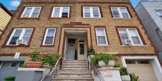 291 LINDEN AVE Gallery 1