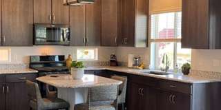 Premium Mtn Views 4 bed 4 bath home Erie! Gallery 1