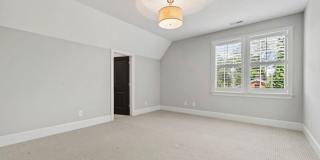523 Vick Avenue Gallery 27
