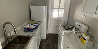 1123 W 23rd St Gallery 7