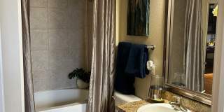 Queenston Manor Gallery 24