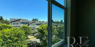 Modern End-Unit Townhome with Private Fenced Yard, Gourmet Kitchen & Spacious Layout Gallery 24