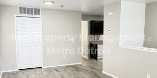CONVENIENT CONDO LIVING Gallery 4