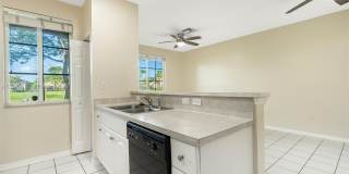 6051 SW 19th Pl Gallery 7