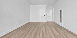 Newly Remodeled Studio on 2nd Street Gallery 11