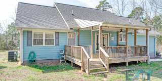 3BR Home in Colleen’s Cove with Boat Slip Gallery 1