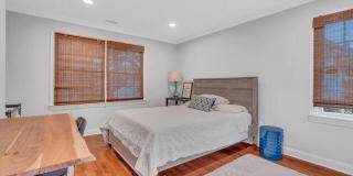 2107 3rd Avenue Gallery 27