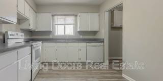 4717 Gladstone St Gallery 1