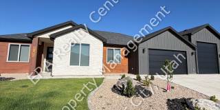 Newer Construction - 4 bedroom- 2 bath Single Family Home Gallery 1