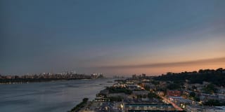 Windsor at Mariners Gallery 10