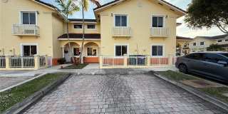 7402 NW 179th Ter Gallery 1