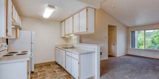 Willamette Falls Court Apartments Gallery 3