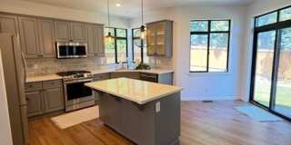 4bd/2.5ba Snohomish Home Gallery 7