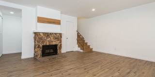 527 Spring Road Gallery 13