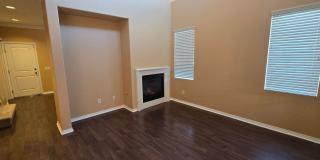 Beautifully maintained 2-bedroom, 2.5-bath with Loft • 1,504 sqft & 2-car garage. Gallery 17