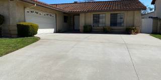 Single story 3 bed, 2 bath Moorpark home with yard Gallery 1
