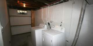 2 BR home in West Davenport Gallery 8