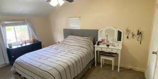 Spacious 3 bed, 1.5 bath single family home with central air - Verona, PA Gallery 11