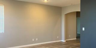 Do not miss this opportunity - Fabulous Location Gallery 17