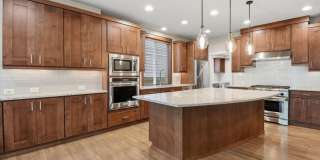 4bd/4.5ba Sammamish Home Gallery 12