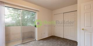 NEWLY UPGRADED CARPET, PAINT AND WINDOW BLINDS Gallery 8