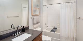 Vine North Hills Gallery 20